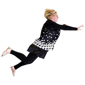 A lady falling over.
