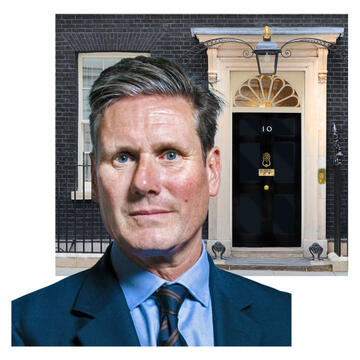 A picture of Kier Starmer at 10 Downing Street.