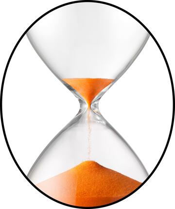 A circle around the middle of a timer showing the sand inside it.