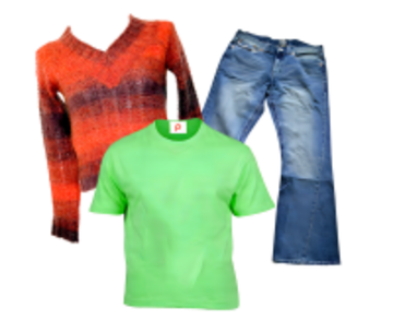 A jumper, a t-shirt and a pair of jeans.