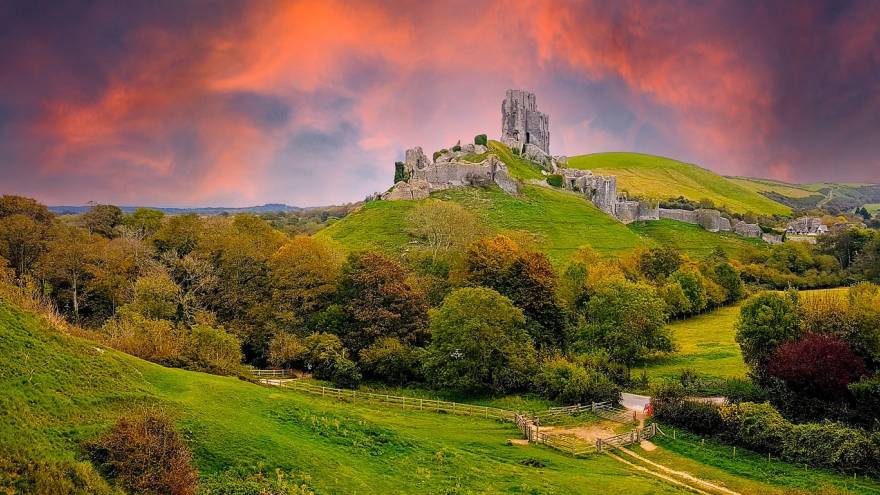 Corfe Castle in the evening